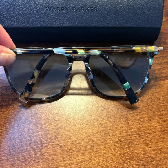 Warby Parker Women's Esme Black and Green sunglasses - Picture 3 of 7
